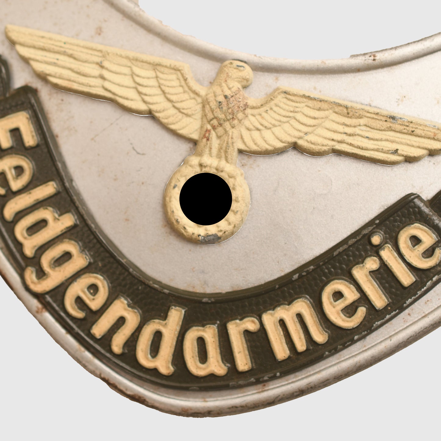 GERMAN WWII FELDGENDARMERIE GORGET