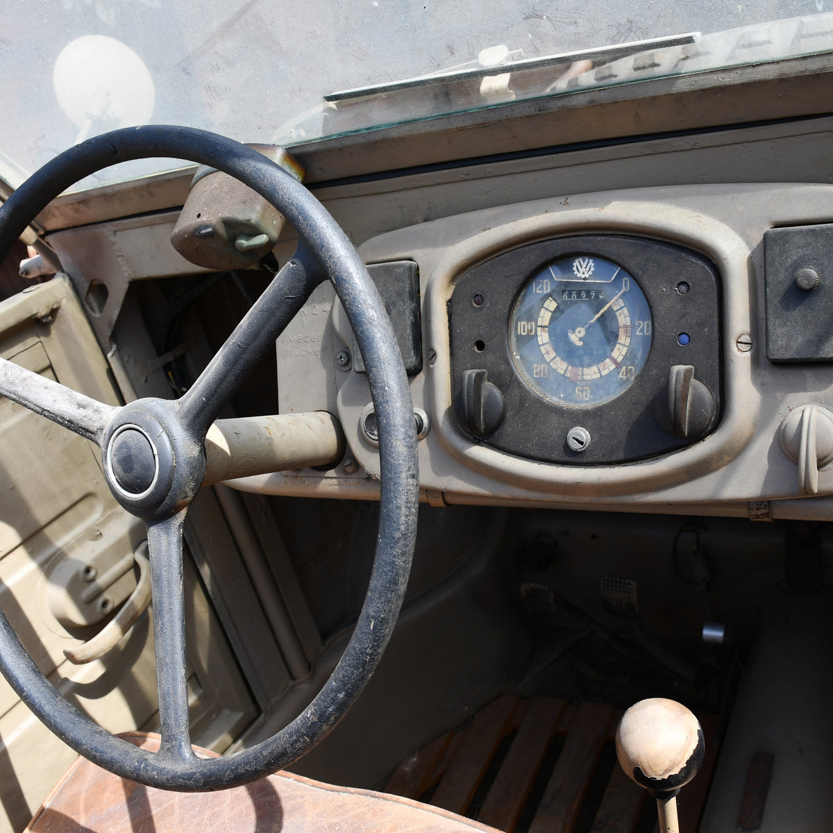 GERMAN WWII 1942 TYPE 82 KUBELWAGEN