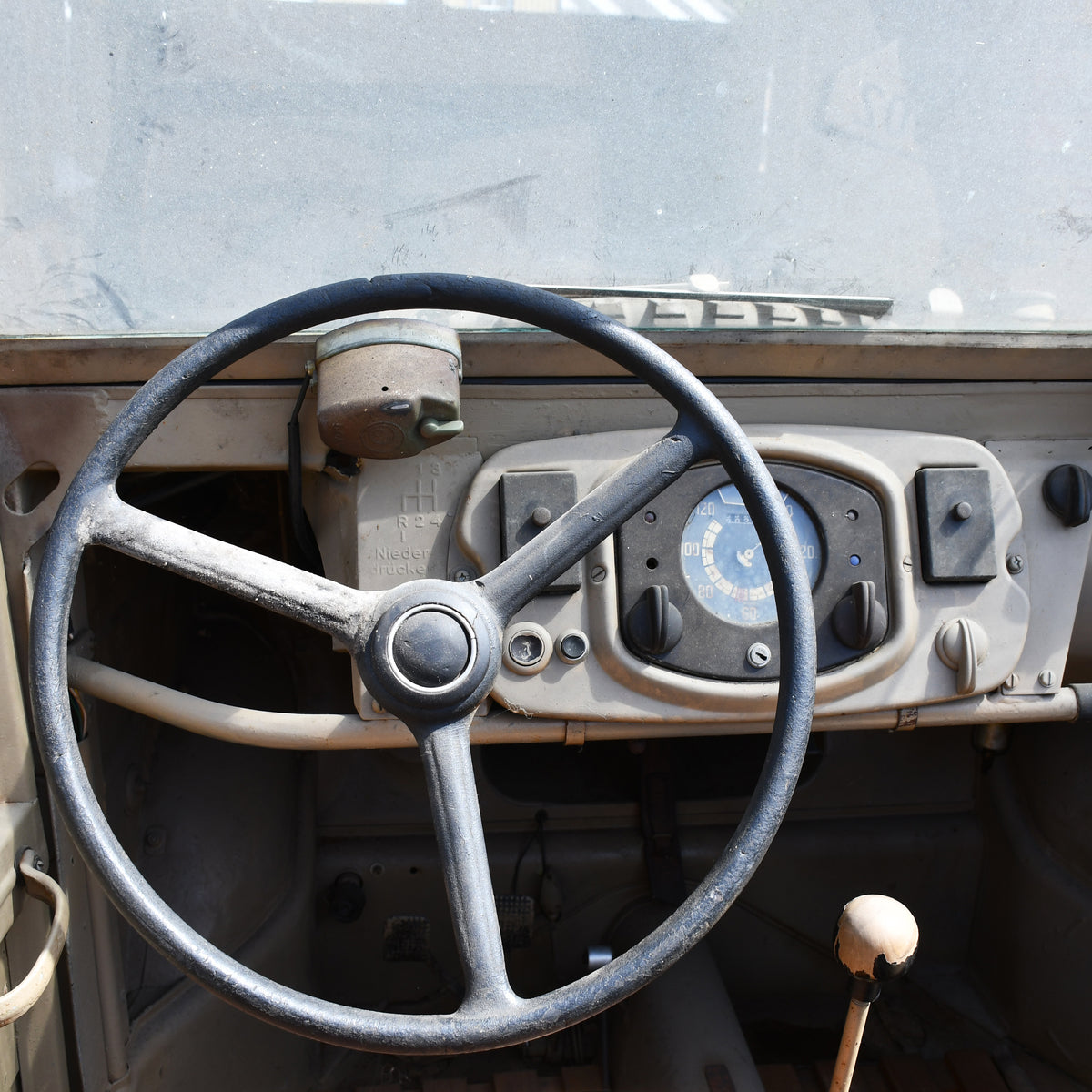 GERMAN WWII 1942 TYPE 82 KUBELWAGEN