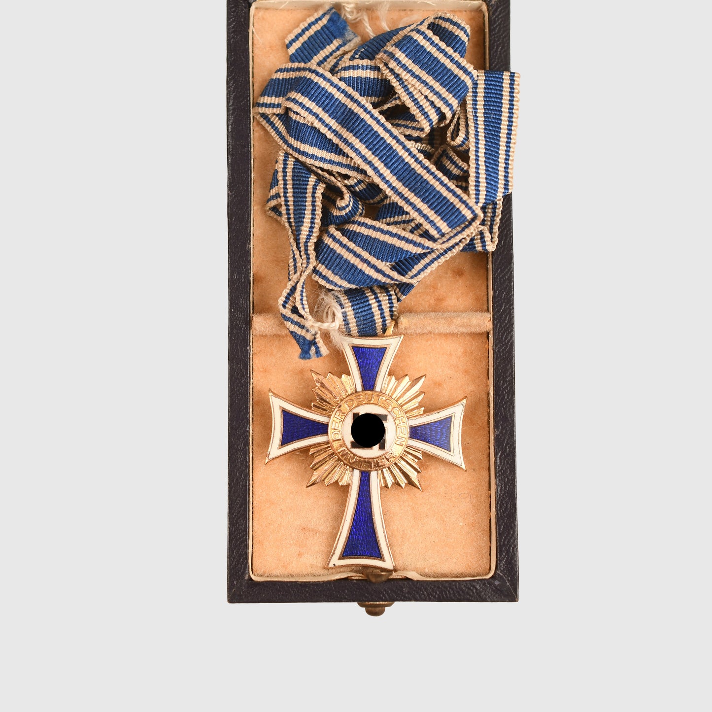 GERMAN WWII MOTHERS CROSS IN GOLD - CASED