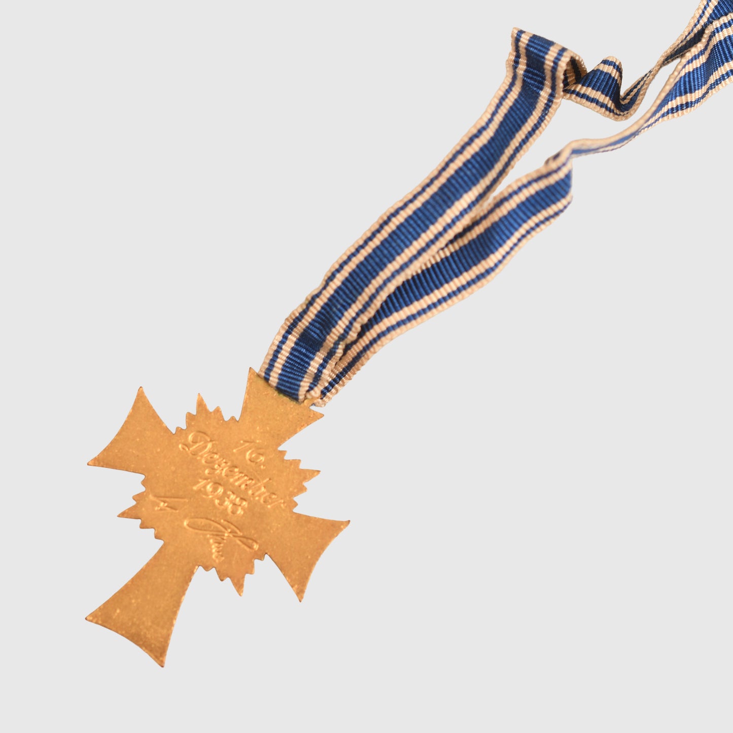 GERMAN WWII MOTHERS CROSS IN GOLD - CASED