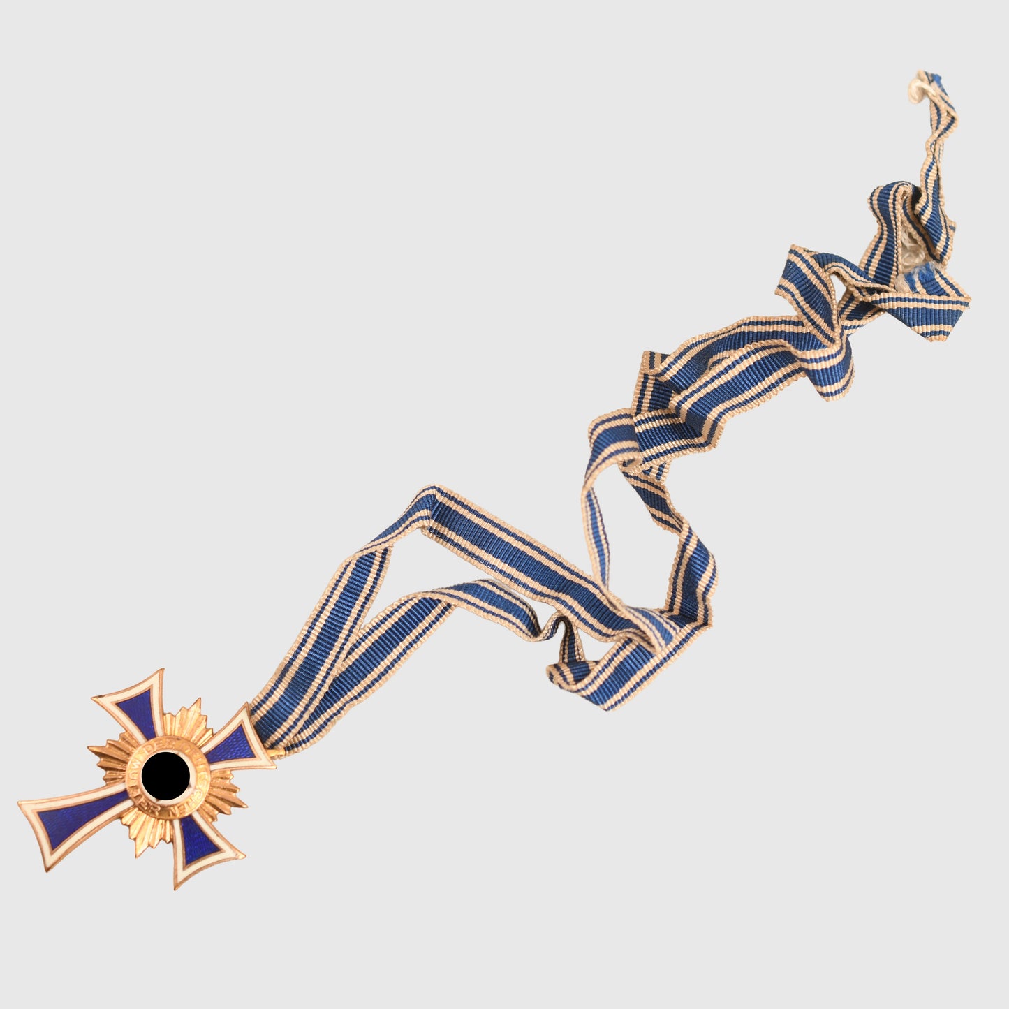 GERMAN WWII MOTHERS CROSS IN GOLD - CASED