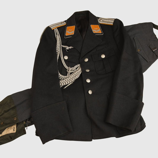 GERMAN WWII LUFTWAFFE LEUTNANTS FOUR POCKET TUNIC AND BREECHES