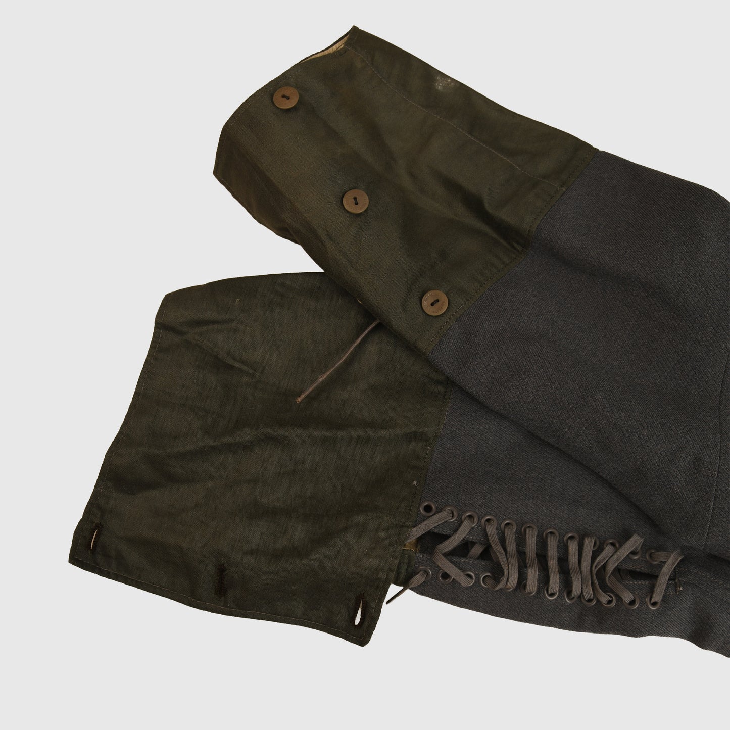 GERMAN WWII LUFTWAFFE LEUTNANTS FOUR POCKET TUNIC AND BREECHES