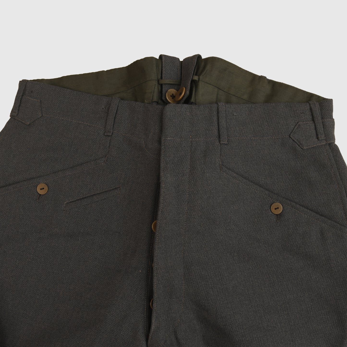 GERMAN WWII LUFTWAFFE LEUTNANTS FOUR POCKET TUNIC AND BREECHES