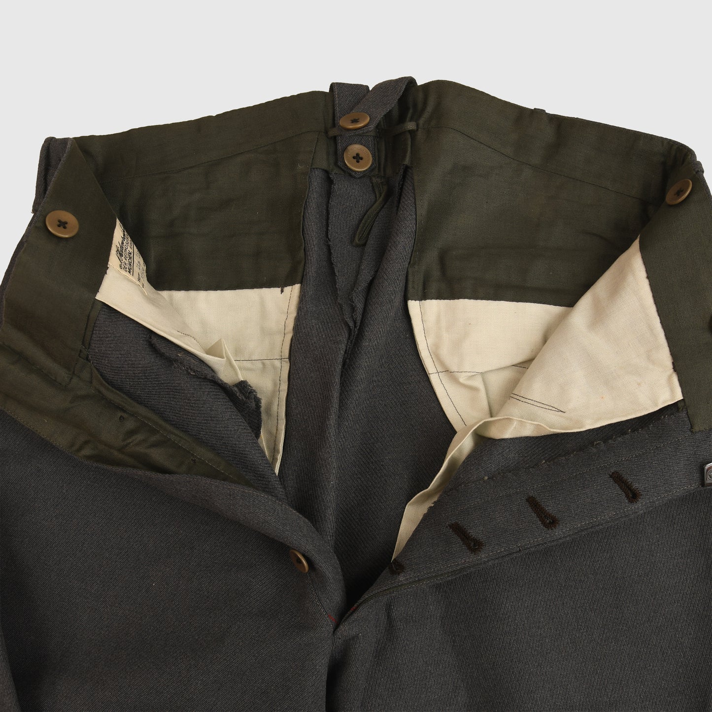 GERMAN WWII LUFTWAFFE LEUTNANTS FOUR POCKET TUNIC AND BREECHES