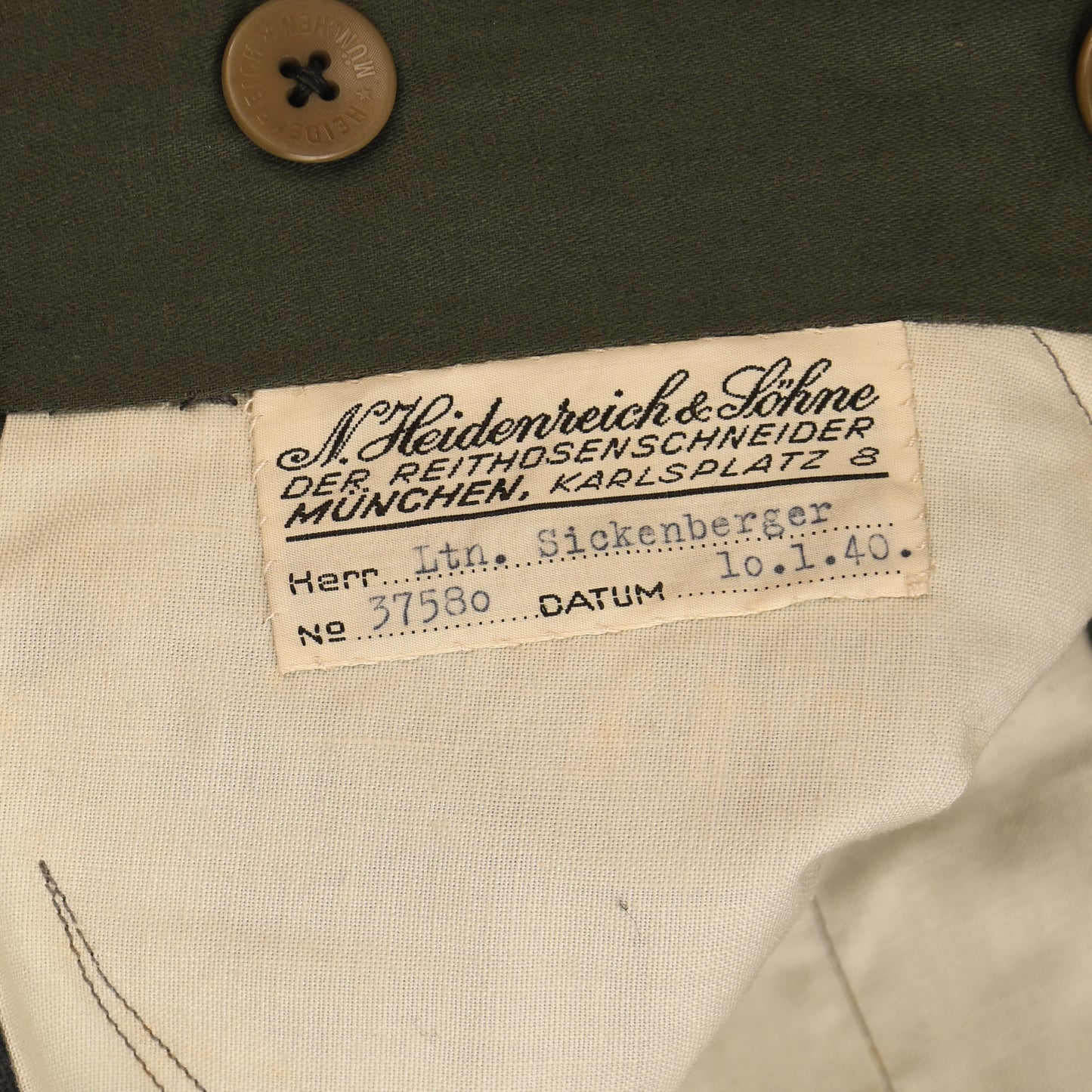 GERMAN WWII LUFTWAFFE LEUTNANTS FOUR POCKET TUNIC AND BREECHES