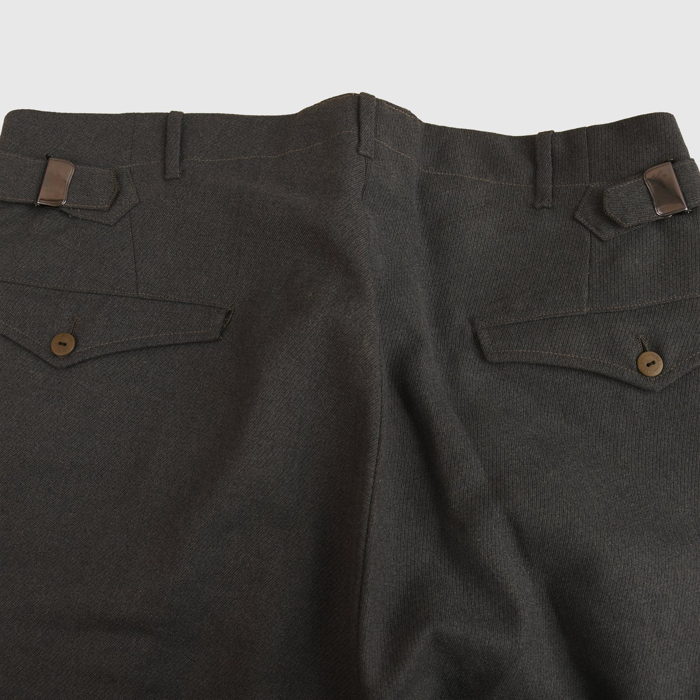 GERMAN WWII LUFTWAFFE LEUTNANTS FOUR POCKET TUNIC AND BREECHES