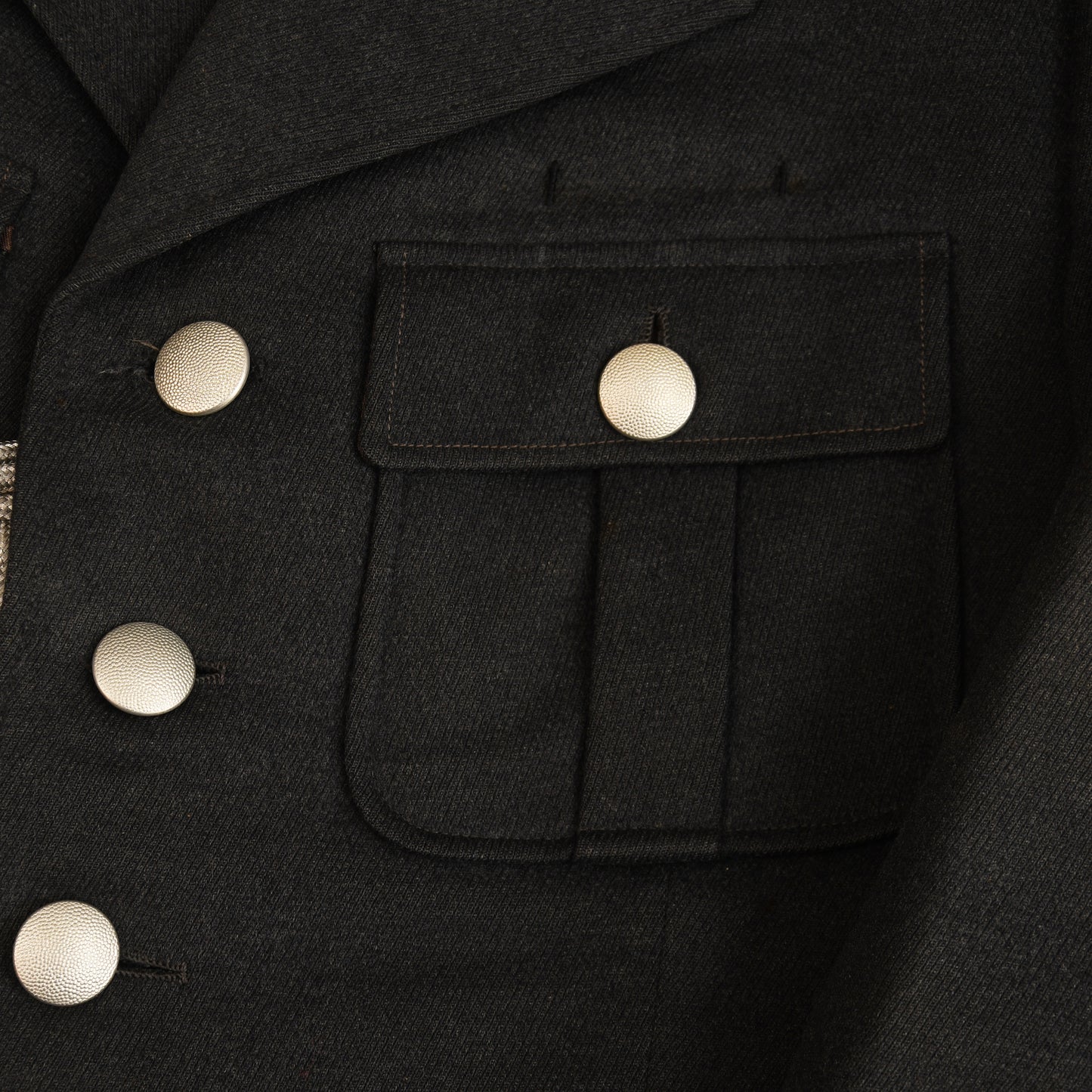 GERMAN WWII LUFTWAFFE LEUTNANTS FOUR POCKET TUNIC AND BREECHES