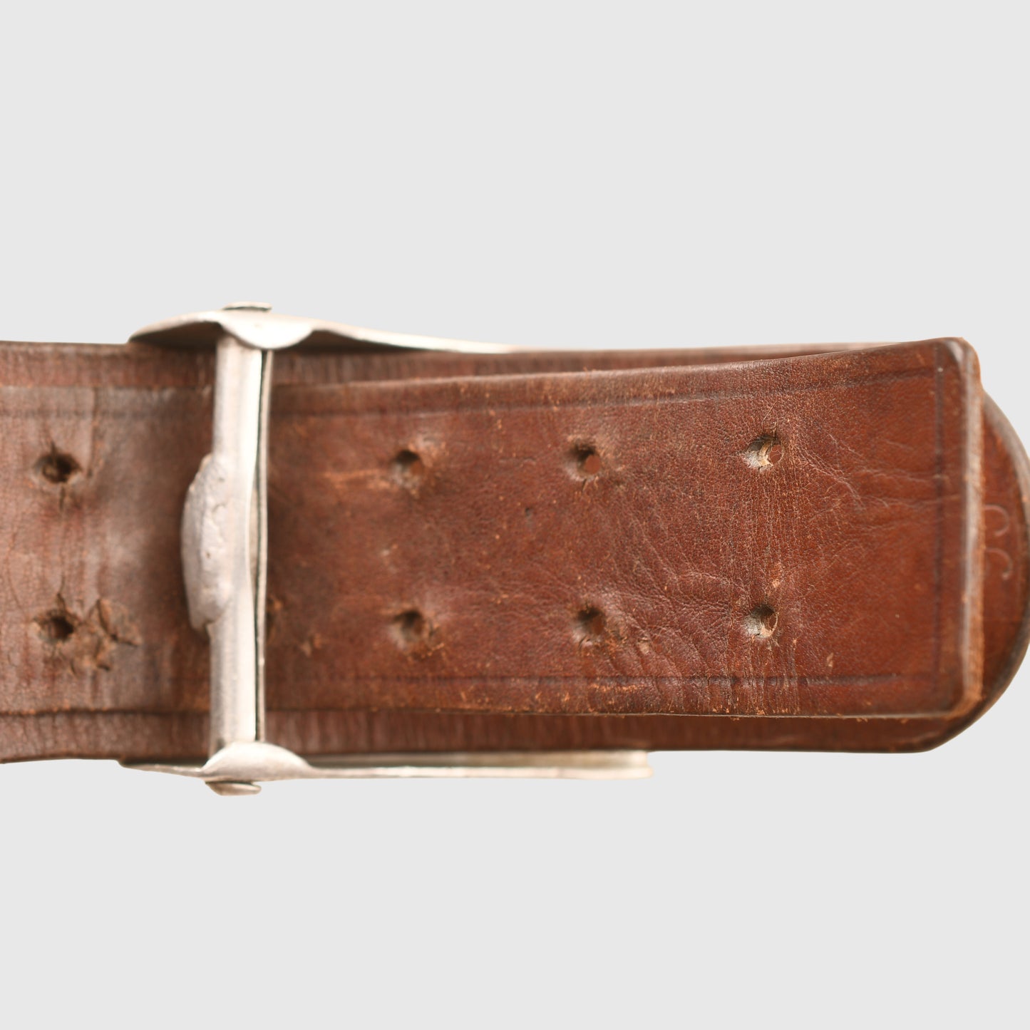 GERMAN WWII EARLY BROWN LEATHER LUFTWAFFE BELT AND BUCKLE
