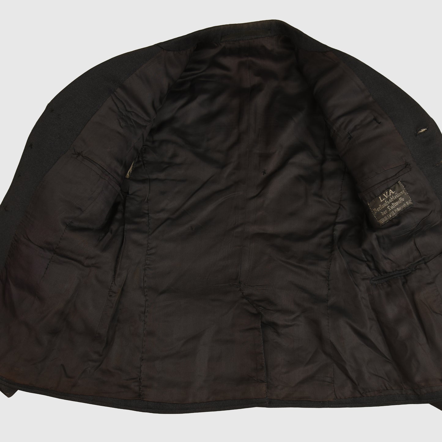 GERMAN WWII LUFTWAFFE LEUTNANTS FOUR POCKET TUNIC AND BREECHES