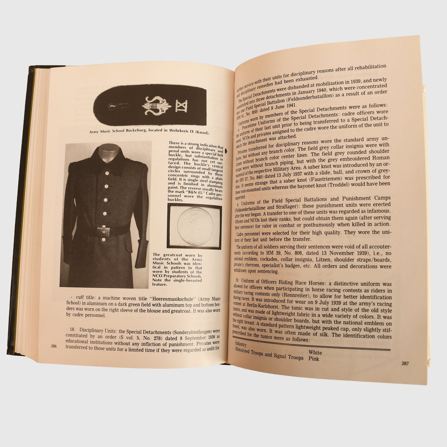 German WWII Uniforms & Traditions of the German Army 1933-45, John R. Angolia & Adolf Schlicht, 3 Volumes