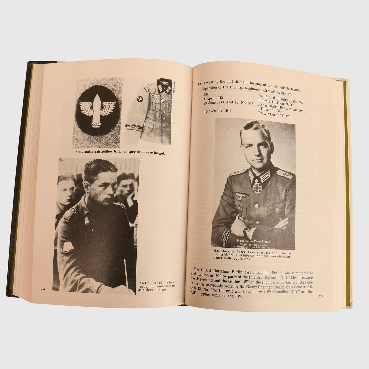 German WWII Uniforms & Traditions of the German Army 1933-45, John R. Angolia & Adolf Schlicht, 3 Volumes