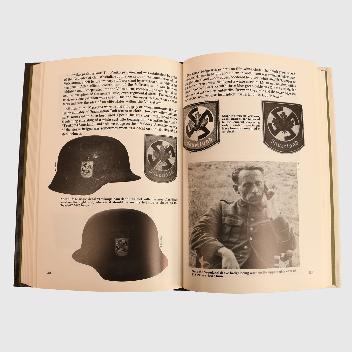 German WWII Uniforms & Traditions of the German Army 1933-45, John R. Angolia & Adolf Schlicht, 3 Volumes