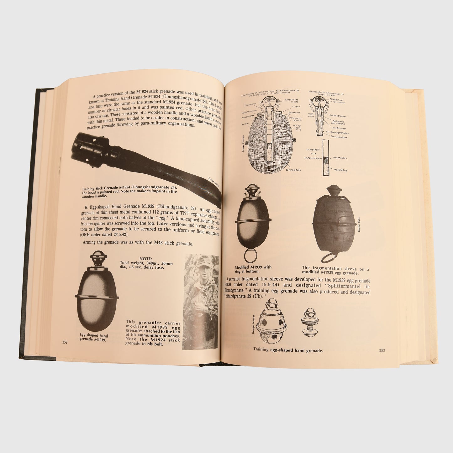 German WWII Uniforms & Traditions of the German Army 1933-45, John R. Angolia & Adolf Schlicht, 3 Volumes