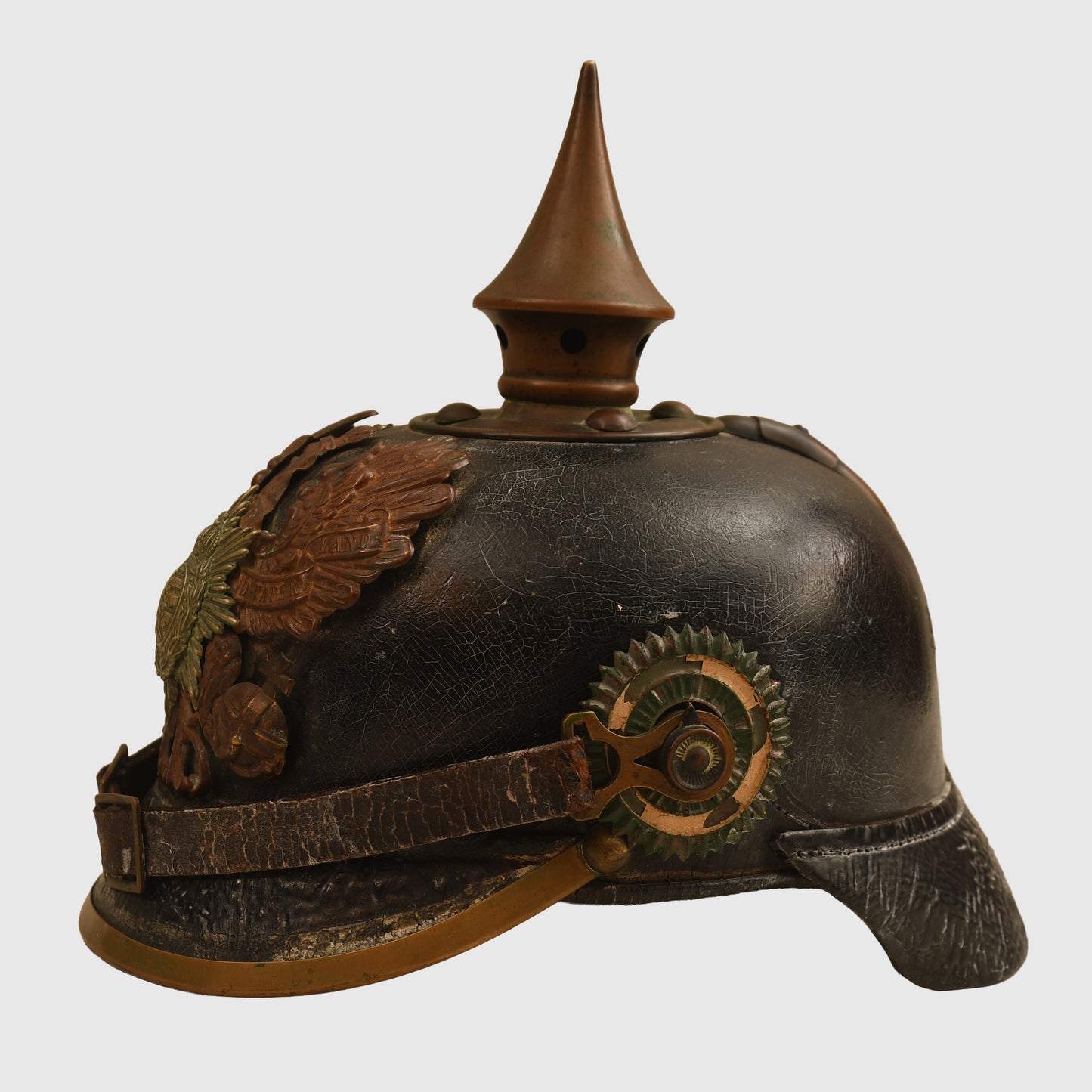 GERMAN WWI THURINGEN INFANTRY REGIMENT 95 ENLISTED MANS PICKELHAUBE - BATTLE DAMAGED