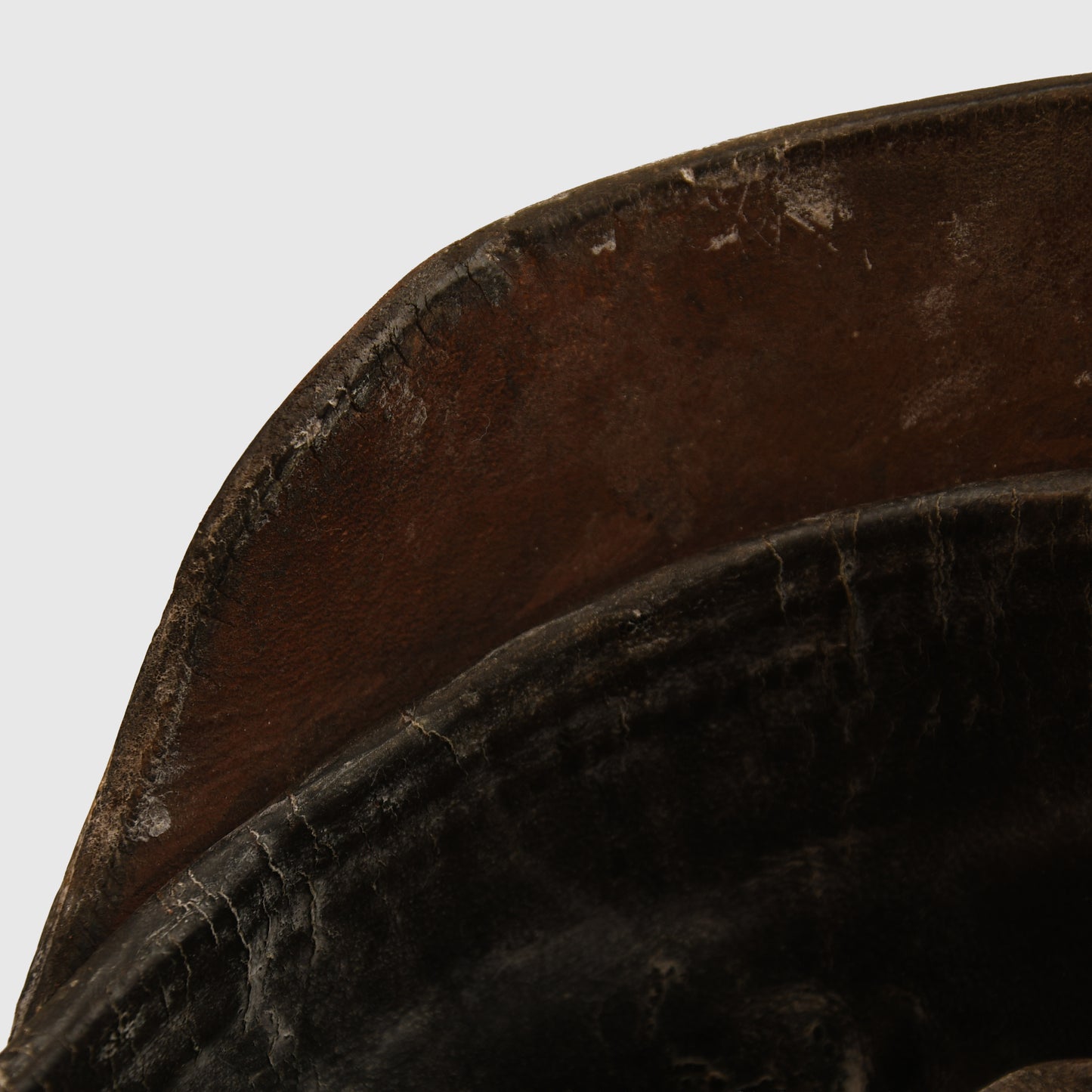 GERMAN WWI THURINGEN INFANTRY REGIMENT 95 ENLISTED MANS PICKELHAUBE - BATTLE DAMAGED