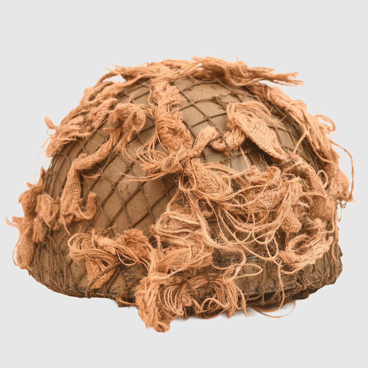 BRITISH WWII PARATROOPER HELMET