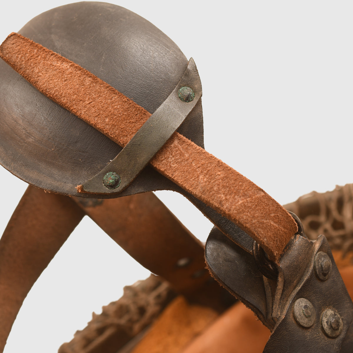 BRITISH WWII PARATROOPER HELMET