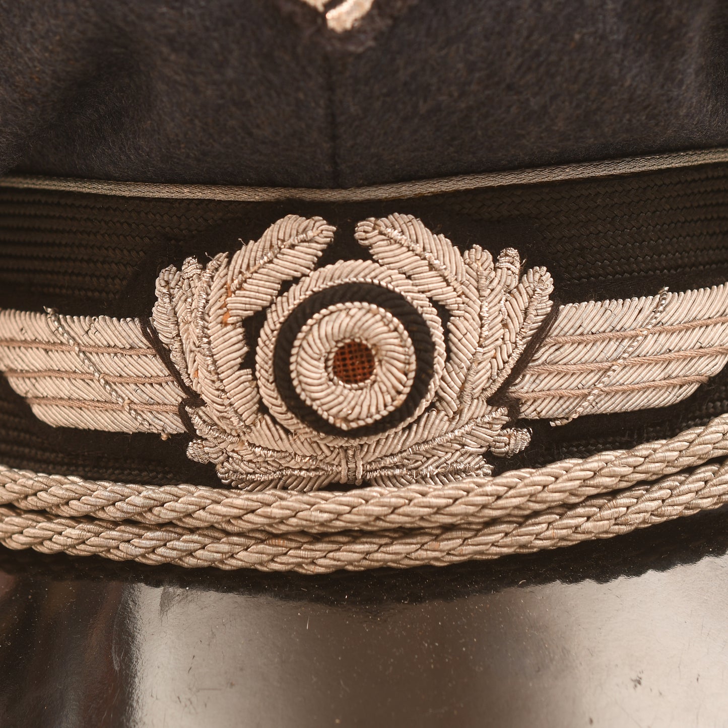 GERMAN WWII LUFTWAFFE OFFICERS VISOR CAP