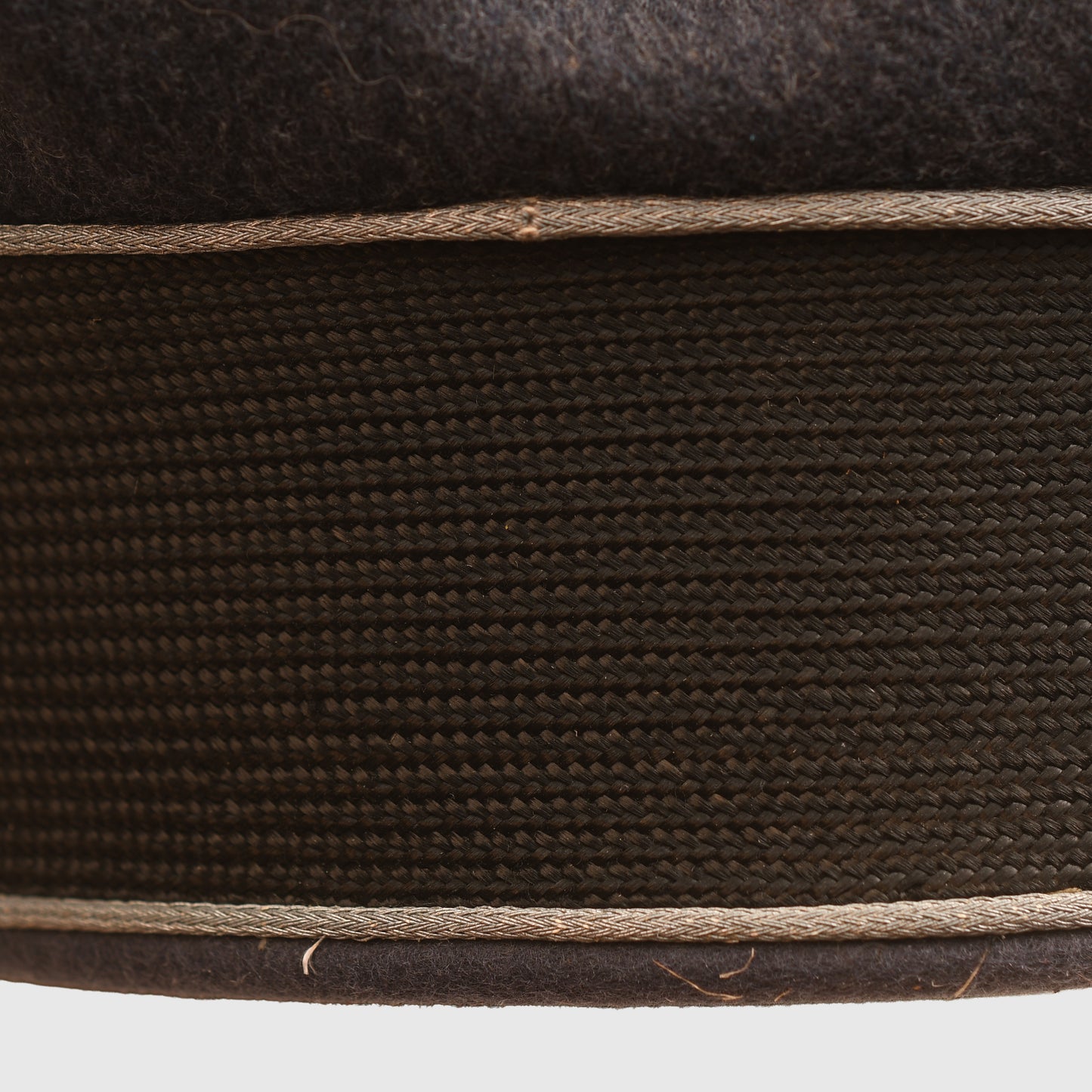GERMAN WWII LUFTWAFFE OFFICERS VISOR CAP