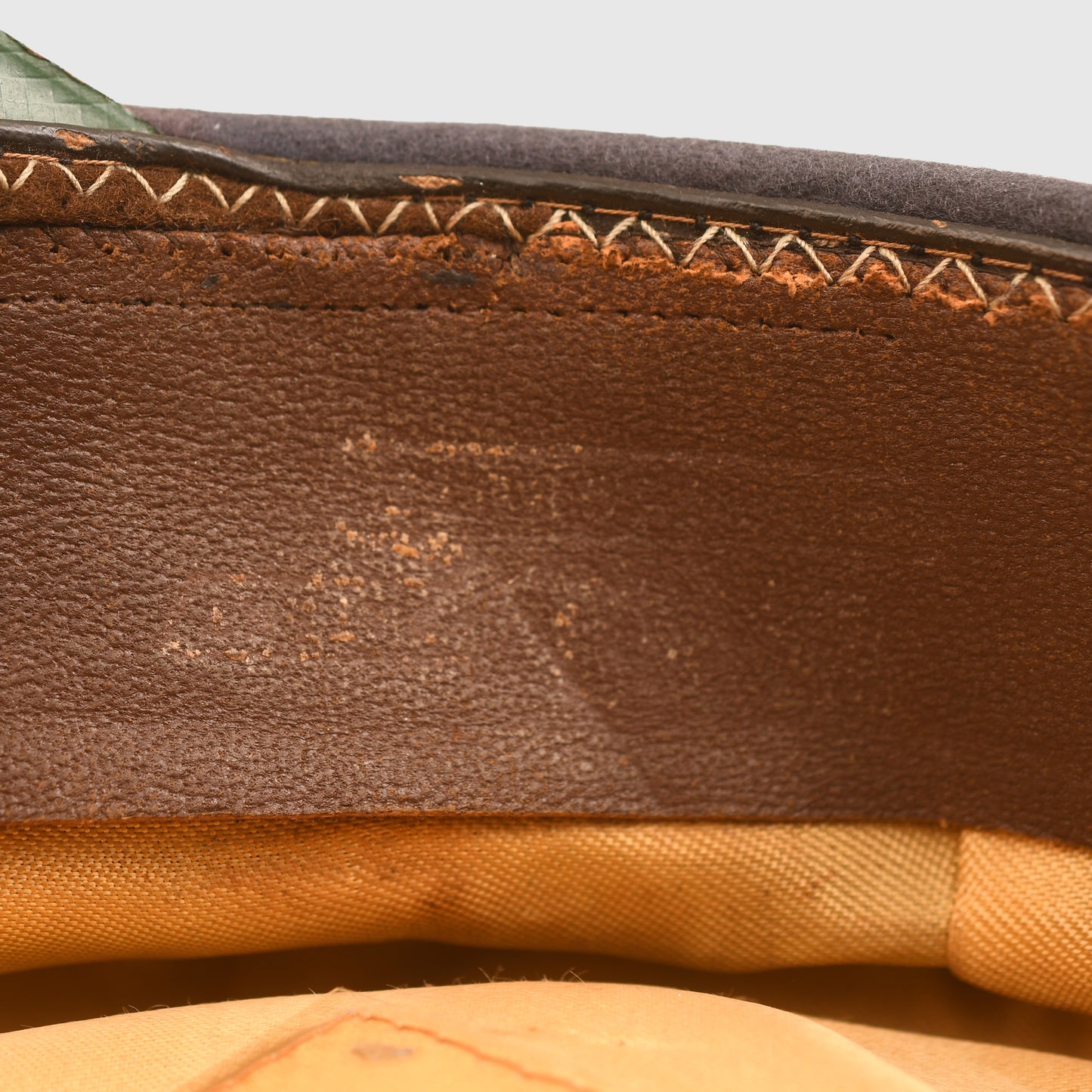 GERMAN WWII LUFTWAFFE OFFICERS VISOR CAP