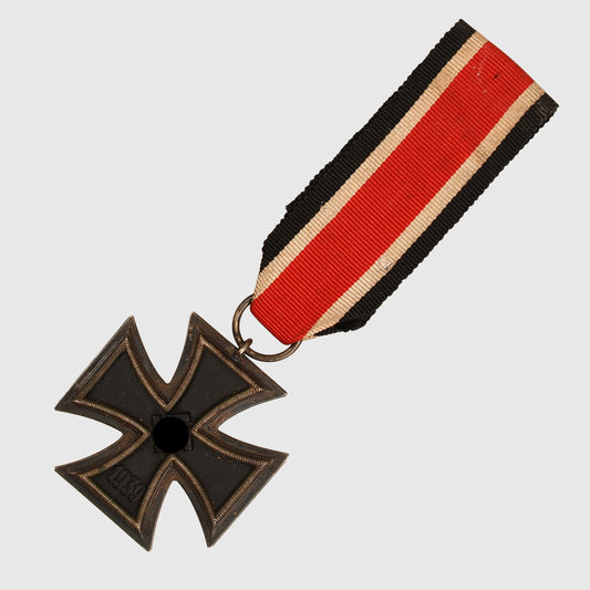 GERMAN WWII IRON CROSS 2ND CLASS - RING NUMBER 25