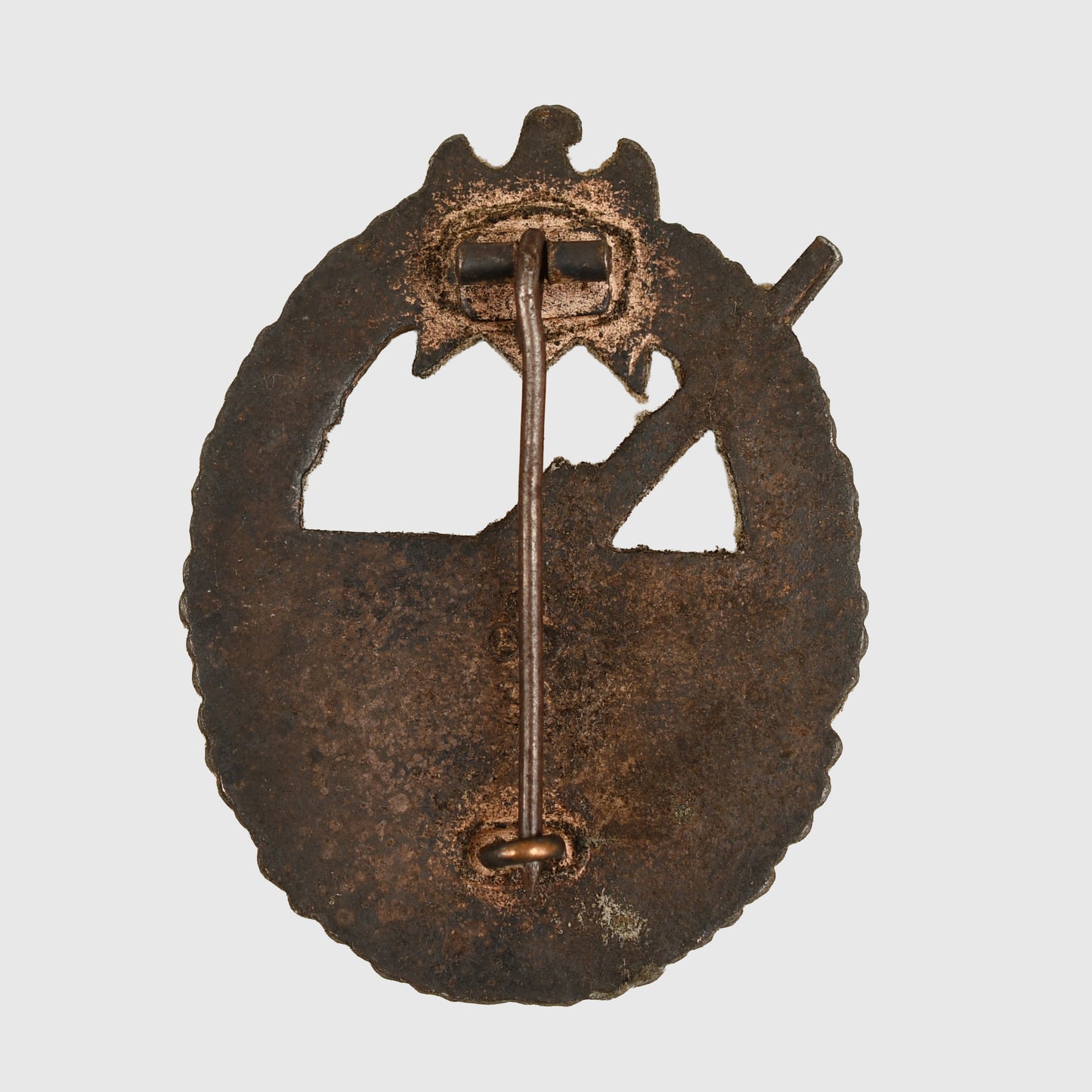 GERMAN WWII KRIEGSMARINE COASTAL ARTILLERY BADGE