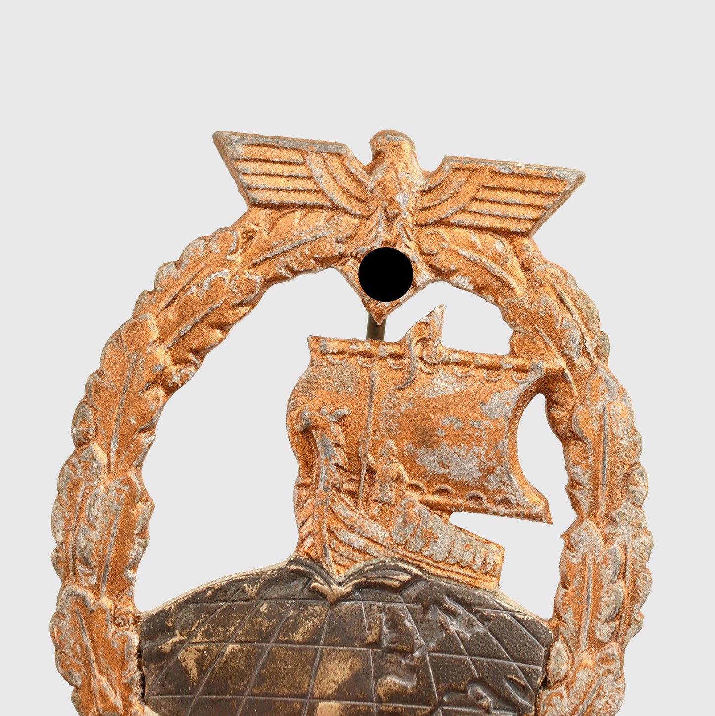 GERMAN WWII AUXILIARY CRUISER BADGE