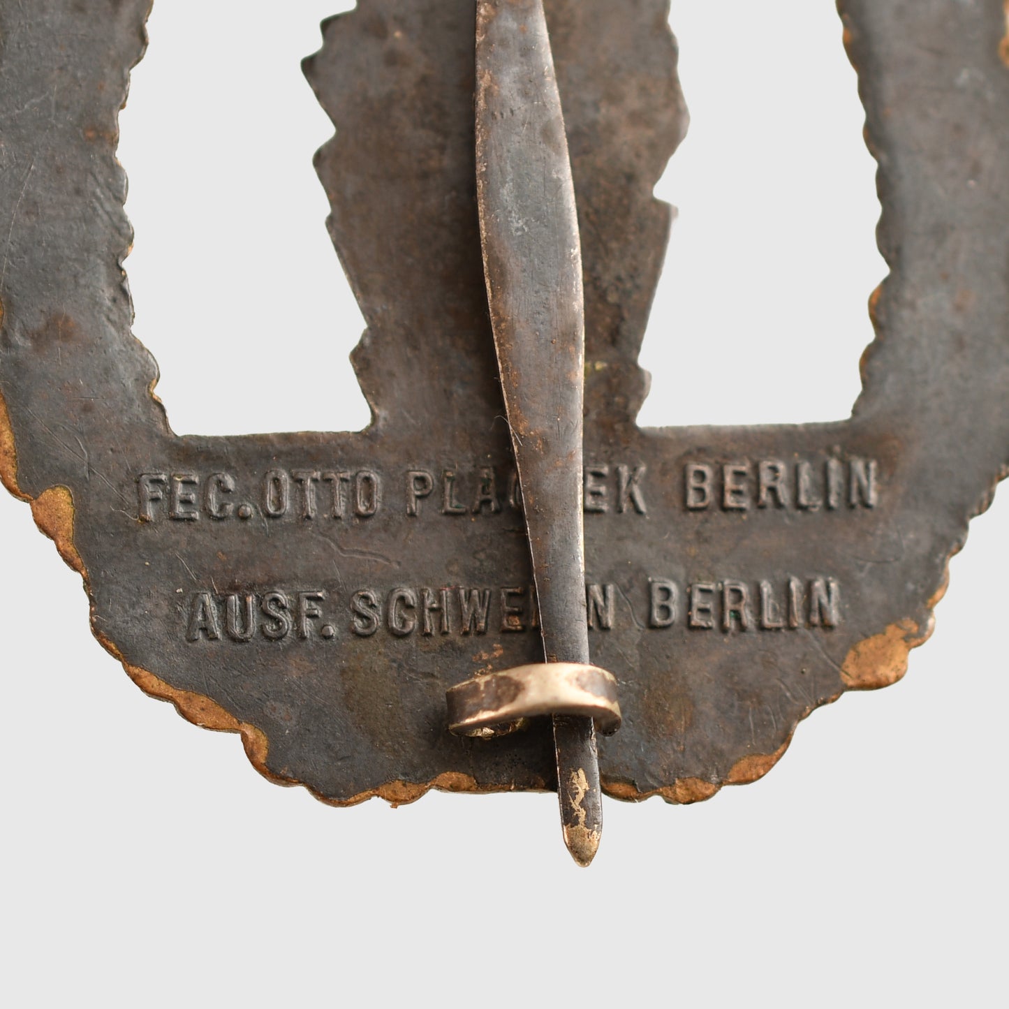 GERMAN WWII KRIEGSMARINE MINESWEEPER BADGE