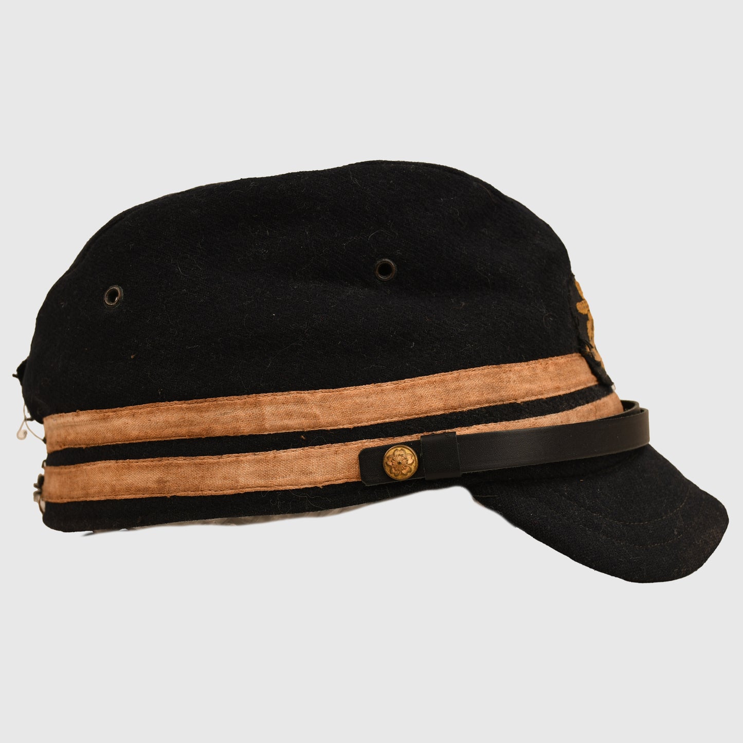 JAPANESE WWII NAVAL OFFICERS FIELD CAP.