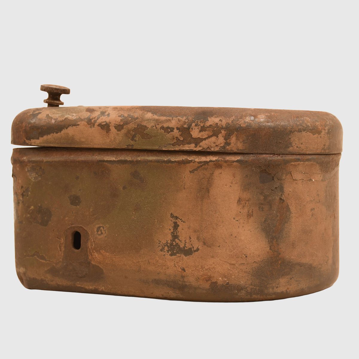 GERMAN WWII CAMOUFLAGE UNIDENTIFIED MOTORCYCLE SPARES CONTAINER