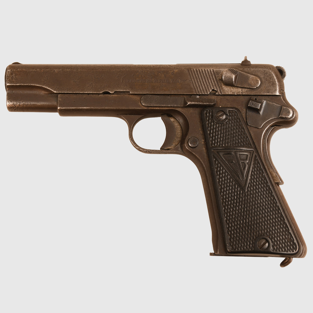 GERMAN POLISH WWII RADOM SEMI AUTOMATIC PISTOL