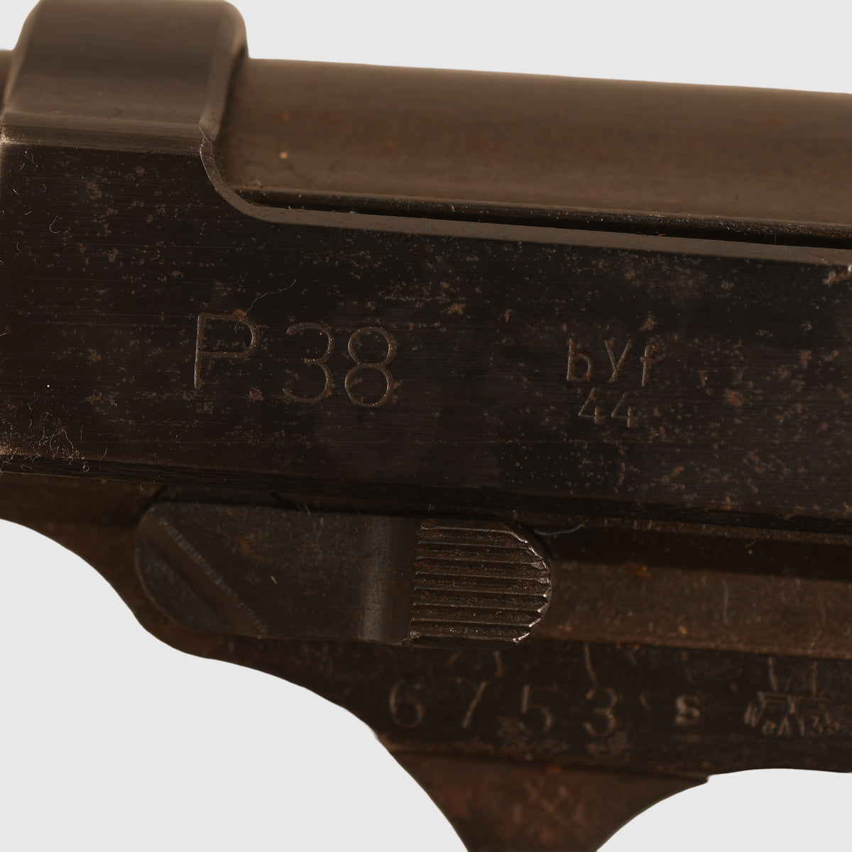 GERMAN WWII WALTHER P38 SEMI AUTOMATIC PISTOL - DE-ACTIVATED