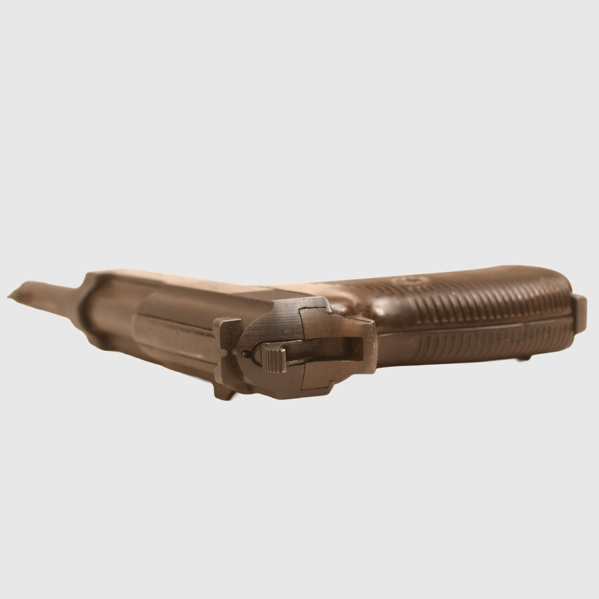 GERMAN WWII WALTHER P38 SEMI AUTOMATIC PISTOL - DE-ACTIVATED
