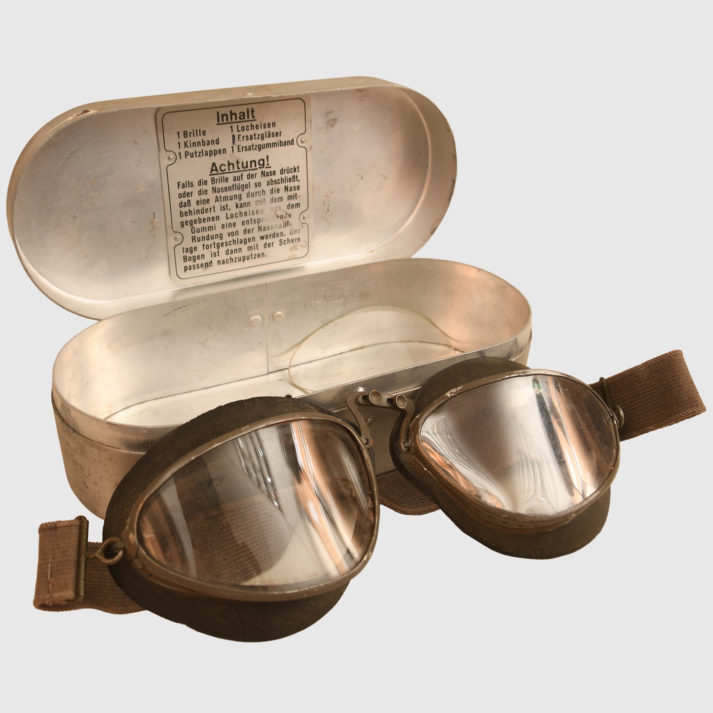 GERMAN WWII LUFTWAFFE AUER FLYING GOGGLES CASED