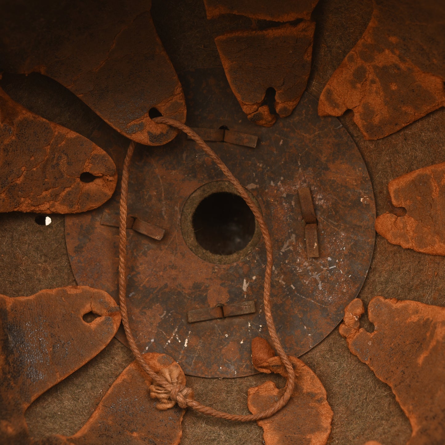 GERMAN WWI PRUSSIAN FELT PICKELHAUBE