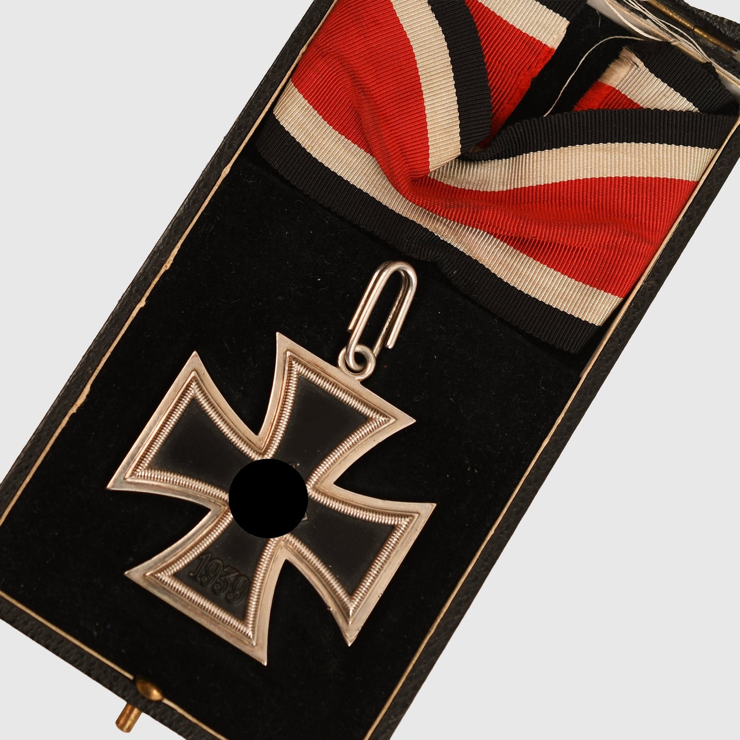 GERMAN WWII KNIGHTS CROSS TO THE IRON CROSS - CASED