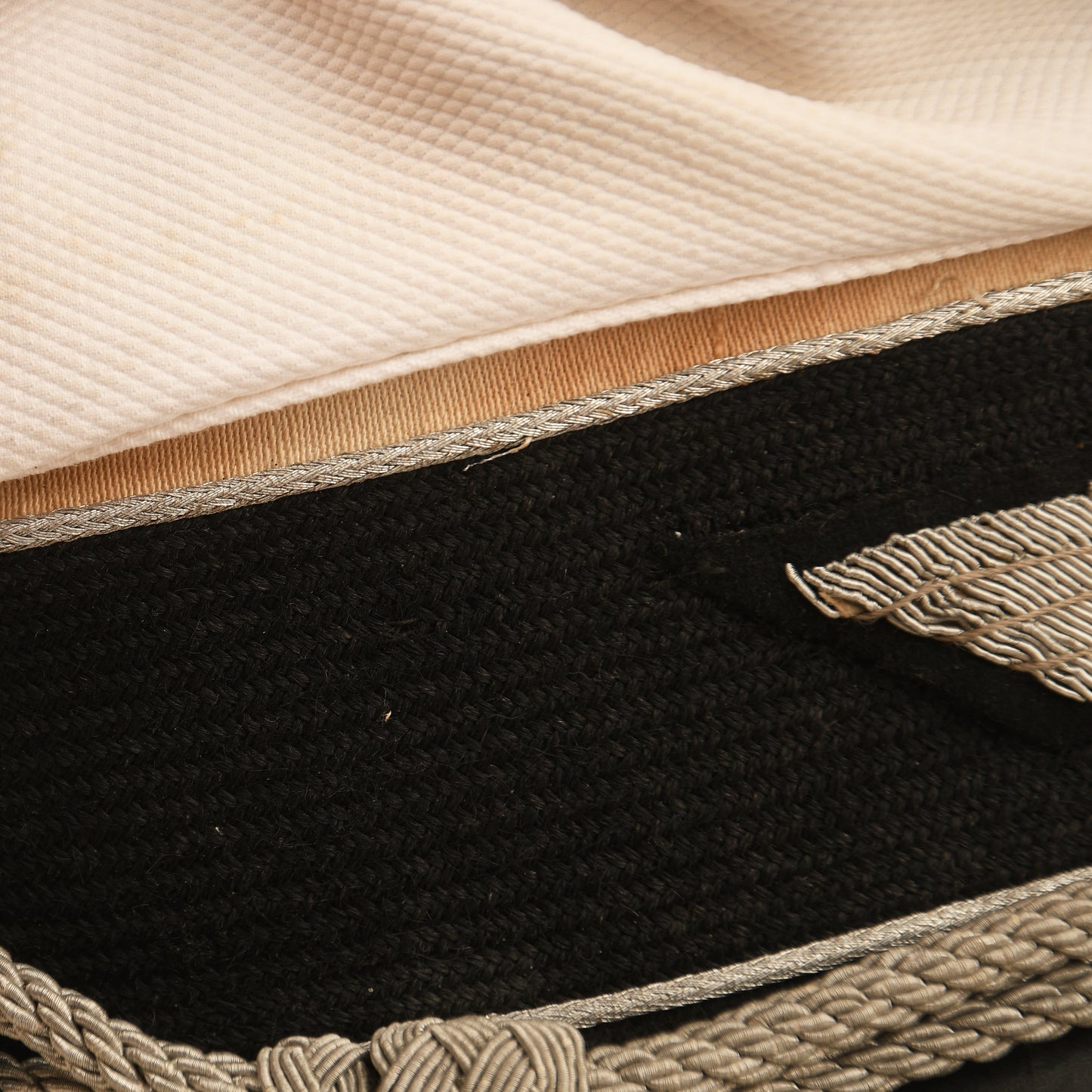German WWII Luftwaffe Officer’s White Top Visor Cap