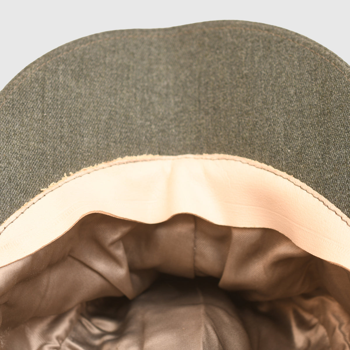 GERMAN WWII ARMY OFFICERS M.43 CAP