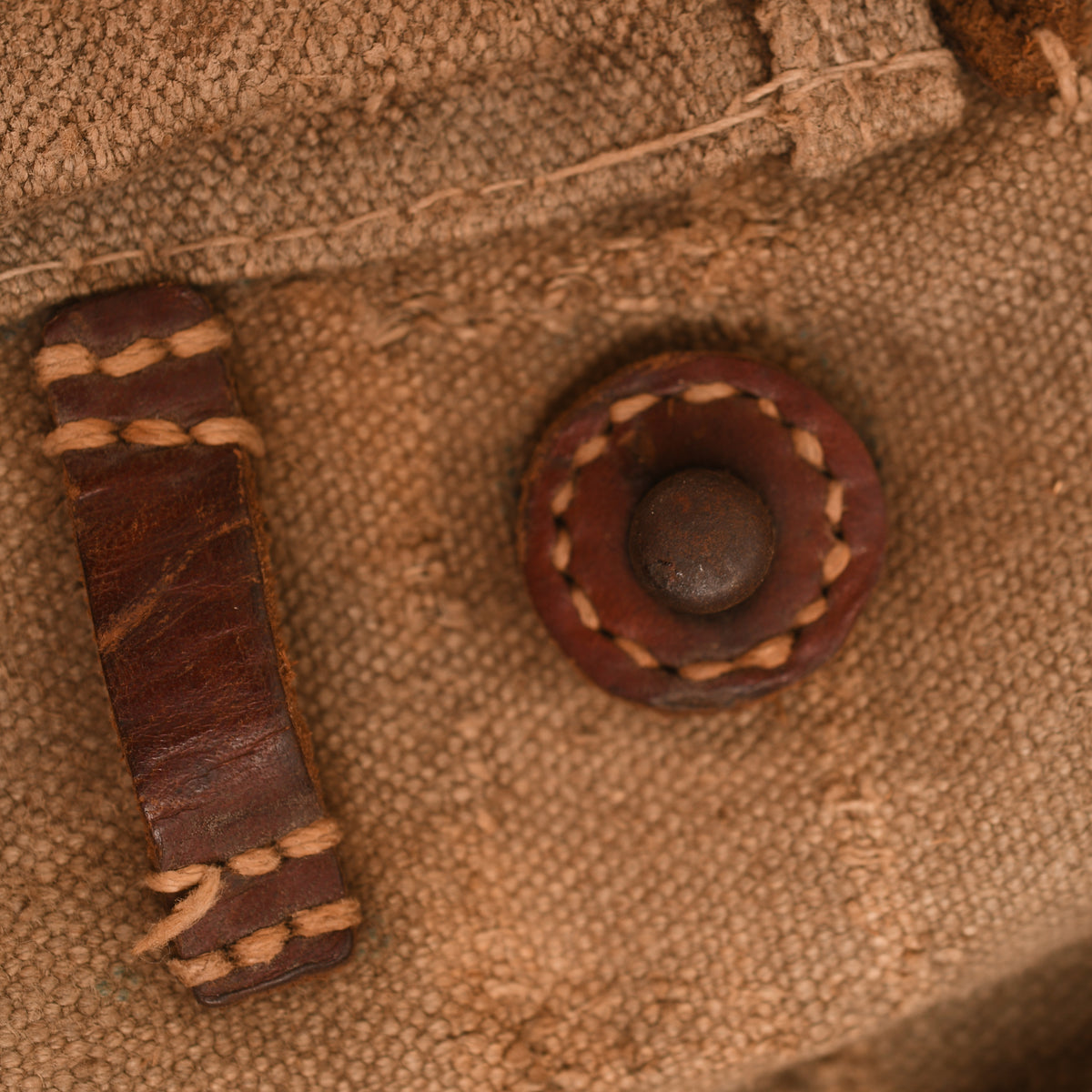 GERMAN WWII MP44 MAGAZINE POUCH