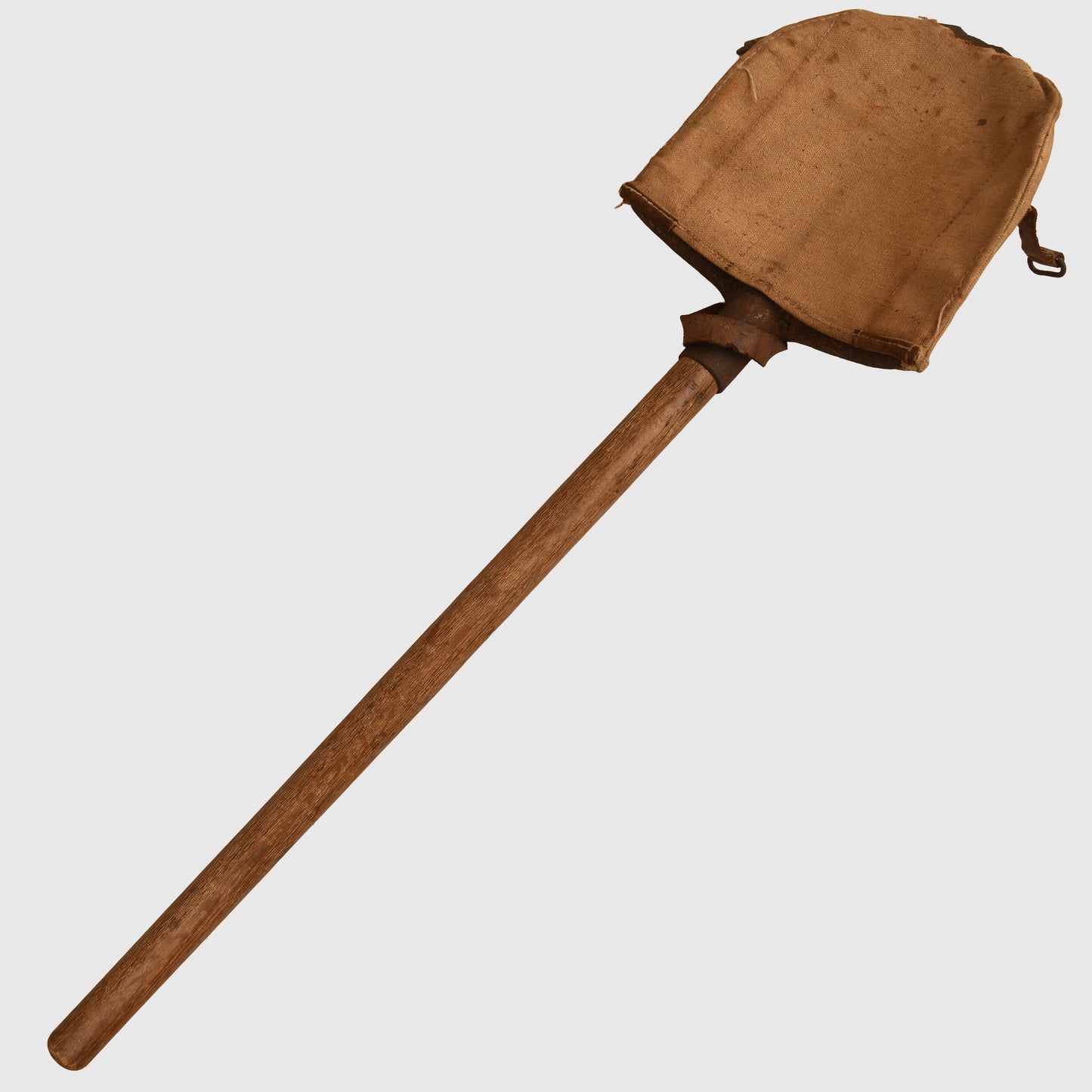 JAPANESE WWII ASSAULT SHOVEL WITH COVER