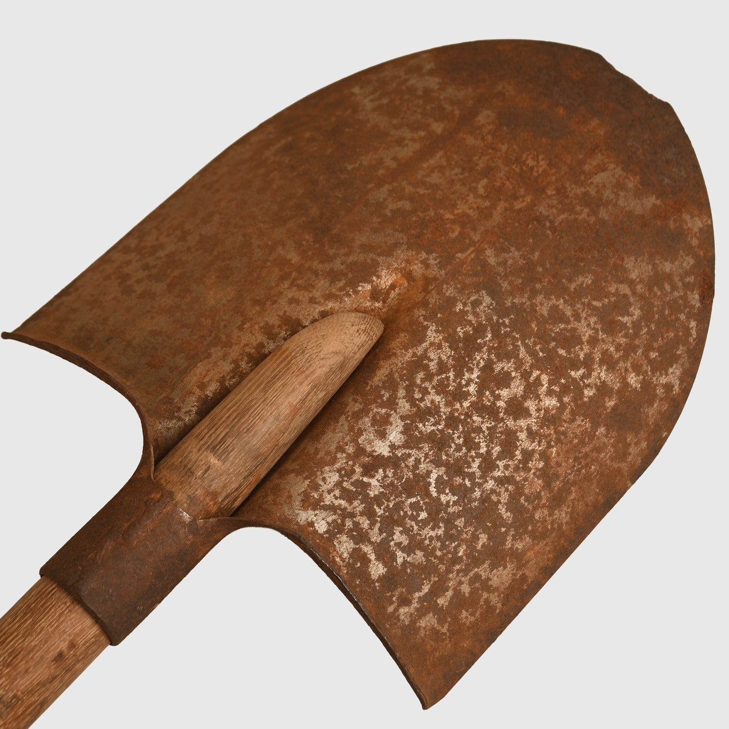 JAPANESE WWII ASSAULT SHOVEL WITH COVER