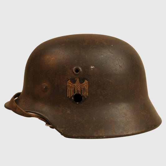 German WWII M40 Single Decal Combat Helmet