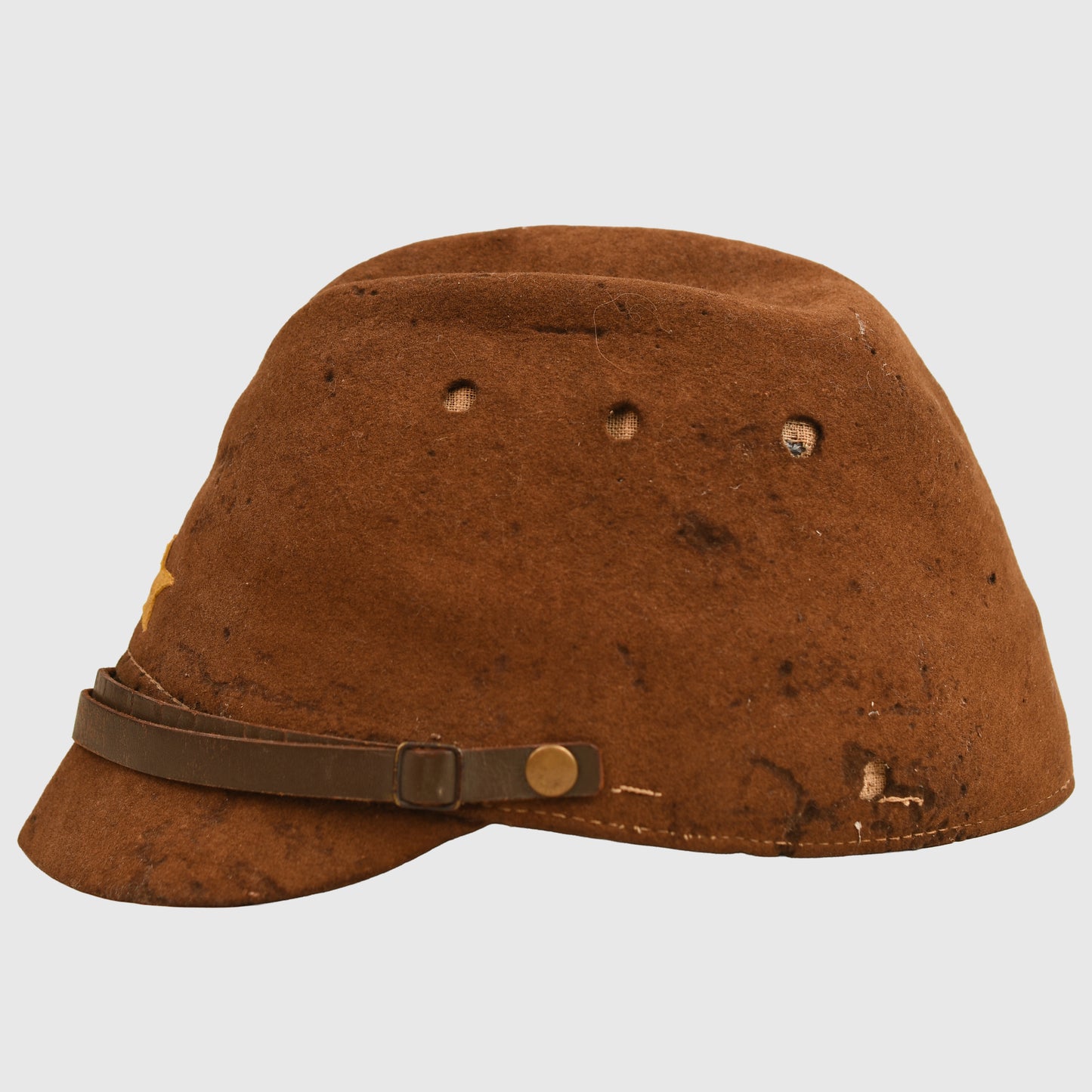 JAPANESE WWII EARLY ALL FELT FIELD CAP FOR AN ARMY ENLISTED MAN.