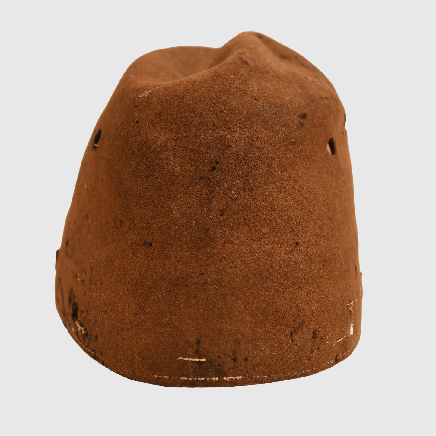 JAPANESE WWII EARLY ALL FELT FIELD CAP FOR AN ARMY ENLISTED MAN.
