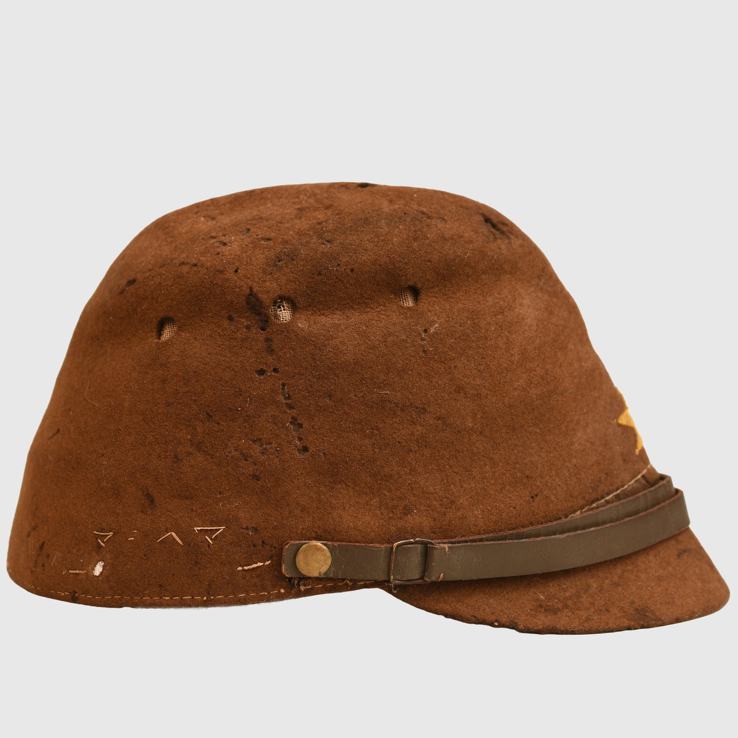 JAPANESE WWII EARLY ALL FELT FIELD CAP FOR AN ARMY ENLISTED MAN.