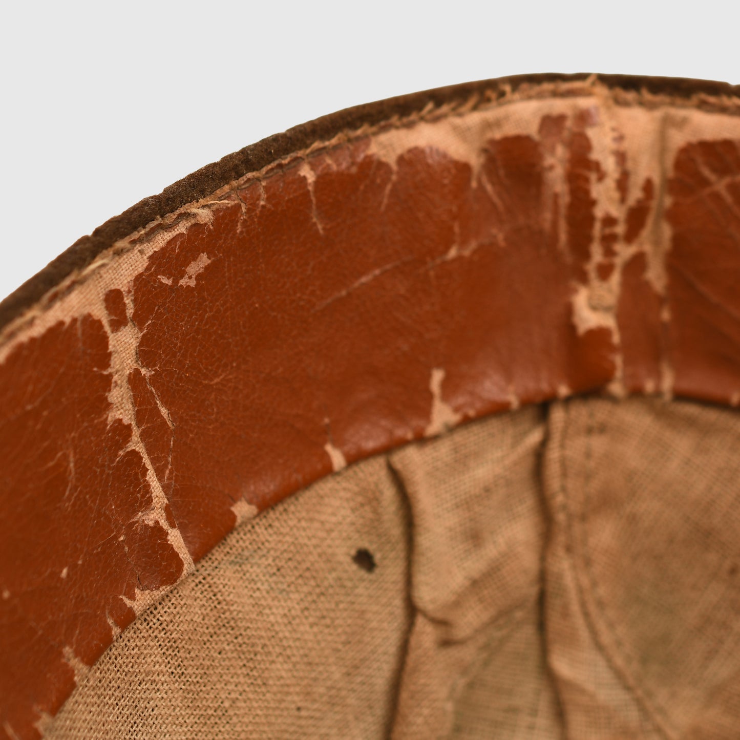 JAPANESE WWII EARLY ALL FELT FIELD CAP FOR AN ARMY ENLISTED MAN.