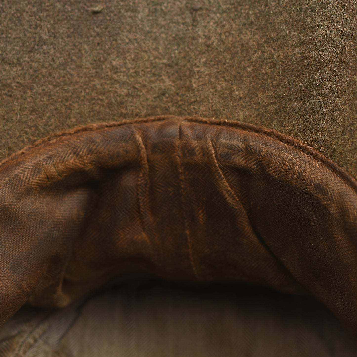 GERMAN WWII ARMY SINGLE BUTTON M.43 CAP
