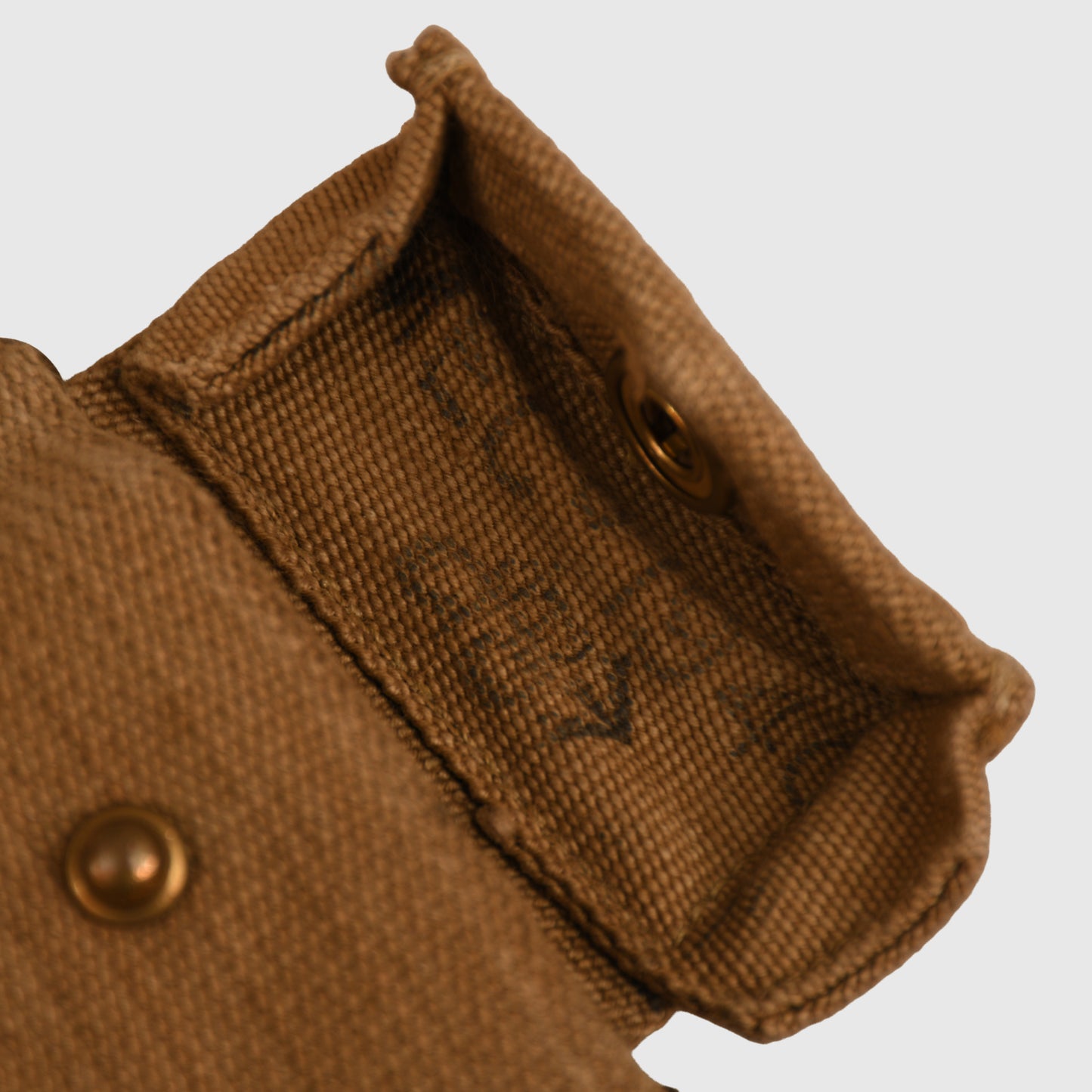 BRITISH WWII MILLS EQUIPMENT COLT 1911 HOLSTER AND AMMUNITION POUCH